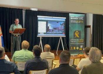 Educación y la Guardia Civil impulsan la ciberseguridad y la ciberconvivencia en los centros de Canarias