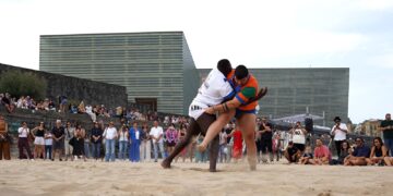 La lucha canaria, protagonista de una exhibición sin precedentes en el Festival de San Sebastián