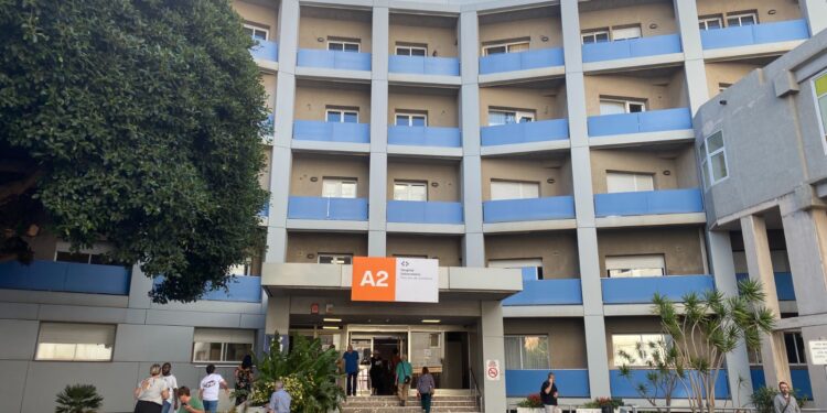 La consulta de nefritis lúpica del Hospital Universitario La Candelaria atiende a 134 personas en su primer año