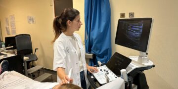 El Doctor Negrín implanta una vía rápida para el diagnóstico de la inflamación de las arterias de gran calibre