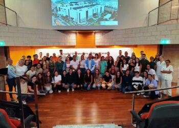 El Hospital Doctor Negrín recibe a 70 alumnos de Enfermería de la ULPGC que realizarán sus prácticas en el centro