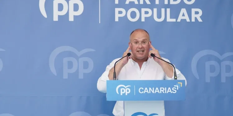 El Gobierno defiende la seguridad de las pulseras telemáticas y el PP insiste en que dimita Redondo