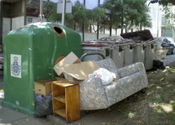 El impuesto de recogida de basura en Santa Cruz de Tenerife va a aumentar de media un 50 % en 2026