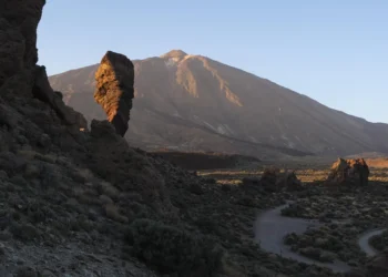 La visita al Parque Nacional del Teide en horas centrales del día solo podrá hacerse en guaguas lanzadera