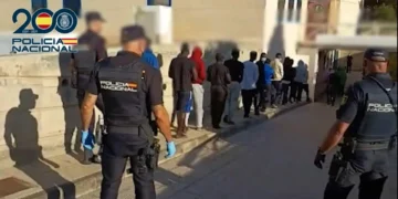 La Policía cifra en no menos de 50 los muertos en el cayuco de los homicidios y torturas