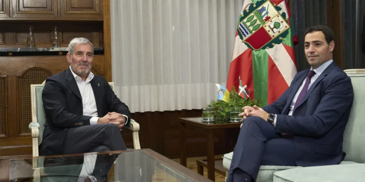 El lehendakari Pradales se reunirá con Clavijo en Canarias para firmar un protocolo de I+D