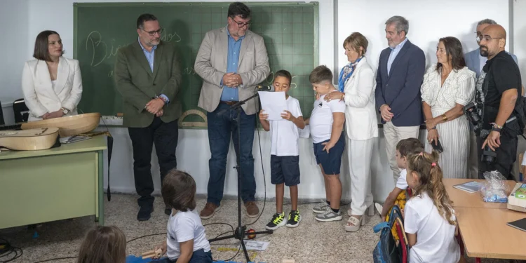 Clavijo: «El esfuerzo que Canarias hace en educación es el mayor de la historia»