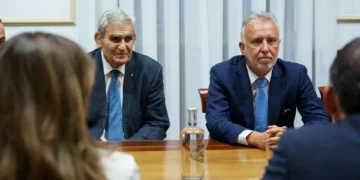 Torres dice que las críticas de Clavijo a Vox no son creíbles porque gobierna con ellos en tres municipios