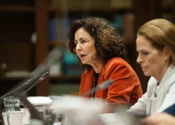 La consejera de Hacienda afirma que bajar impuestos de forma general afectaría gravemente al presupuesto autonómico