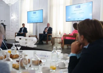 Al lehendakari le inquieta «muchísimo» un gobierno PP-Vox por la recentralización