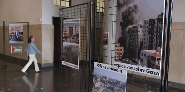 La ULL denuncia «el genocidio» en Palestina con una muestra de 20 imágenes