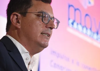 Coalición Canaria incluye en sus acuerdos con Sánchez la financiación estatal a los trenes