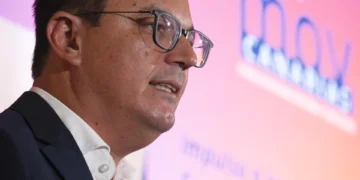 Coalición Canaria incluye en sus acuerdos con Sánchez la financiación estatal a los trenes
