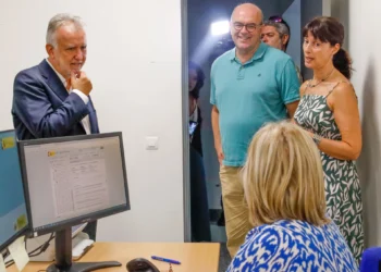 237.145 descendientes de exiliados republicanos han recibido la nacionalidad española