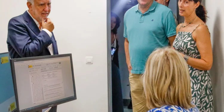 237.145 descendientes de exiliados republicanos han recibido la nacionalidad española