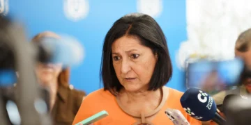 El Cabildo de Tenerife crea una comisión técnica de movilidad para espacios naturales como Anaga y Teide