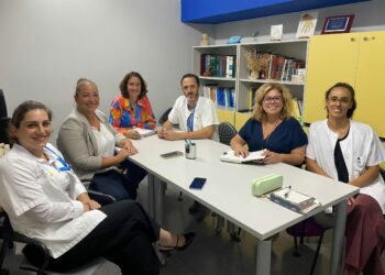 La Gerencia de Servicios Sanitarios de El Hierro se reúne con el Colegio de Enfermería de la provincia tinerfeña