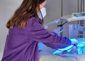 El HUC celebra una jornada sobre Seguridad del Paciente centrada en la atención a los recién nacidos y niños