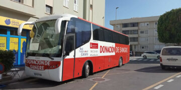 El SCS instala una unidad móvil en el municipio de Santa María de Guía para facilitar la donación de sangre