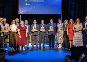 Un emotivo acto en el Guiniguada reconoce la labor de personas y entidades que trabajan en el ámbito de migraciones