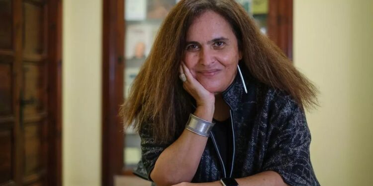 El Gobierno de Canarias distingue a Alicia Llarena por el Día de las Escritoras