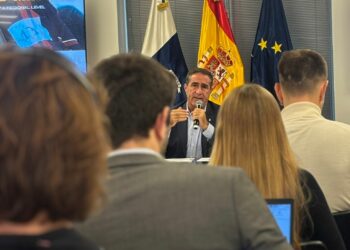 Francis Candil reivindica en Bruselas la responsabilidad colectiva en la atención a la infancia migrante