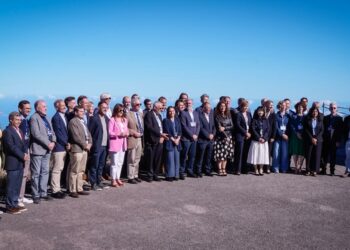 Clavijo resalta el papel de Canarias en la resolución de los desafíos del planeta a través de la ciencia