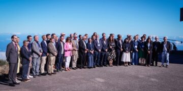 Clavijo resalta el papel de Canarias en la resolución de los desafíos del planeta a través de la ciencia