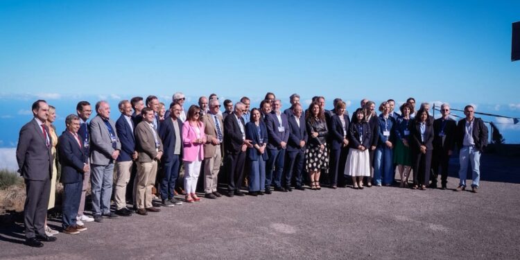 Clavijo resalta el papel de Canarias en la resolución de los desafíos del planeta a través de la ciencia