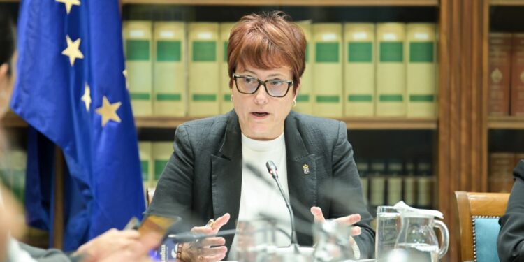 Canarias despliega un amplio dispositivo para prevenir la violencia contra niños y niñas