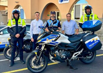 171025 Presentaci�n de la compra de dos nuevas motocicletas Polic�a Local
