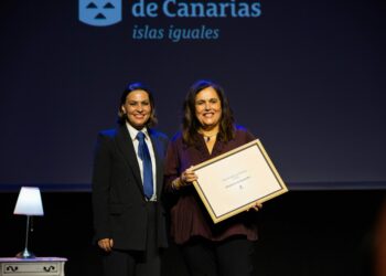 “El trabajo de Alicia Llarena nos recuerda que la literatura también puede reparar silencios”