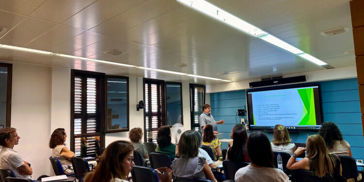 La ESSSCAN imparte una formación sobre Medicina Evaluadora dirigida a inspectores médicos y médicos de familia