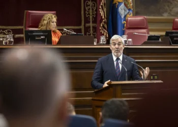 Clavijo pide unidad si el Gobierno desoye al Supremo con los menores migrantes, porque ya no queda a quién recurrir