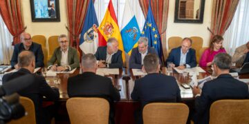 La Comisión Mixta para la reconstrucción de La Palma cierra un pacto para activar las ayudas estatales en noviembre