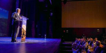 Clavijo llama a cabildos, ayuntamientos, universidades y sociedad civil a “definir juntos la Canarias que queremos”