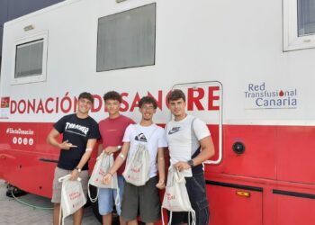 El SCS recorre las islas para promocionar la donación de sangre