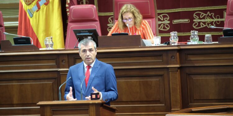 Manuel Domínguez anuncia el pago de las cuotas de la seguridad social a los autónomos en situación de baja temporal