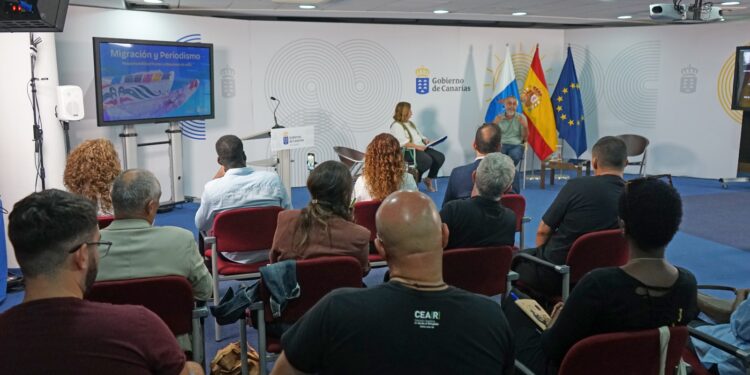 Profesionales de los medios de comunicación apuestan por continuar mejorando los contenidos sobre migración