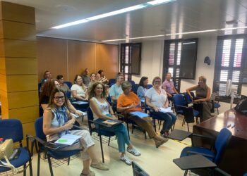Sanidad refuerza la formación en materia de humanización hacia un sistema sanitario más centrado en la persona