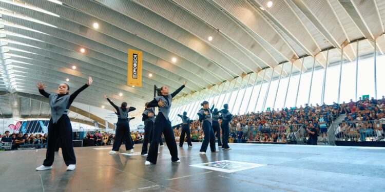 El escenario de ExpoDeca 2025 se llena de talento con el baile urbano en su tercera jornada