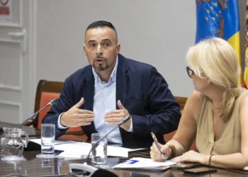 El SCS reduce en 4.500 los pacientes en la espera quirúrgica y rebaja en 48 días la demora