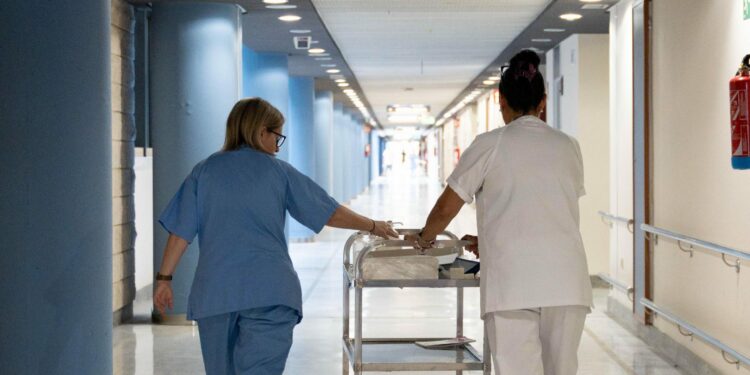 El Hospital Doctor Negrín organiza una semana de actividades dirigidas al bienestar y cuidado de sus profesionales