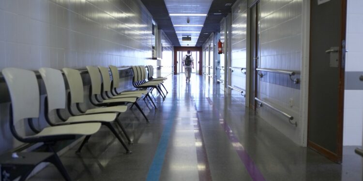 El Doctor Negrín implanta un sistema pionero de geolocalización de pacientes y tecnología médica en Urgencias