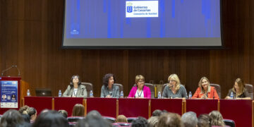 Monzón destaca la implantación de protocolos y dispositivos en el SCS para la atención a personas con daño cerebral