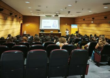 Atención Primaria de Gran Canaria refuerza la formación de sus profesionales en promoción de la lactancia materna