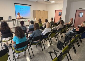 La Gerencia de Atención Primaria de Gran Canaria forma a sus trabajadores en el manejo y cuidado de su voz