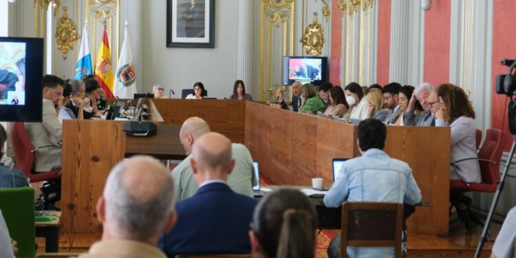 Pleno del Ayuntamiento de Las Palmas de Gran Canaria del mes de junio