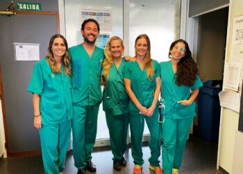 El Hospital Doctor Negrín interviene 32 cáncer de esófago mediante cirugía robótica