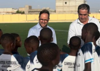 Canarias impulsa el ‘Balón de la Esperanza’, un torneo de fútbol que llegará a 2.000 jóvenes en Mauritania